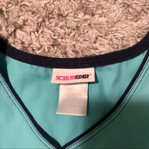 Scrub top - Picture 2 of 2